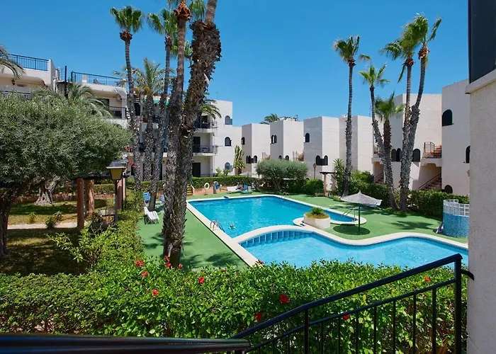 Stylish 1-bedroom - By Welcomely * Torrevieja